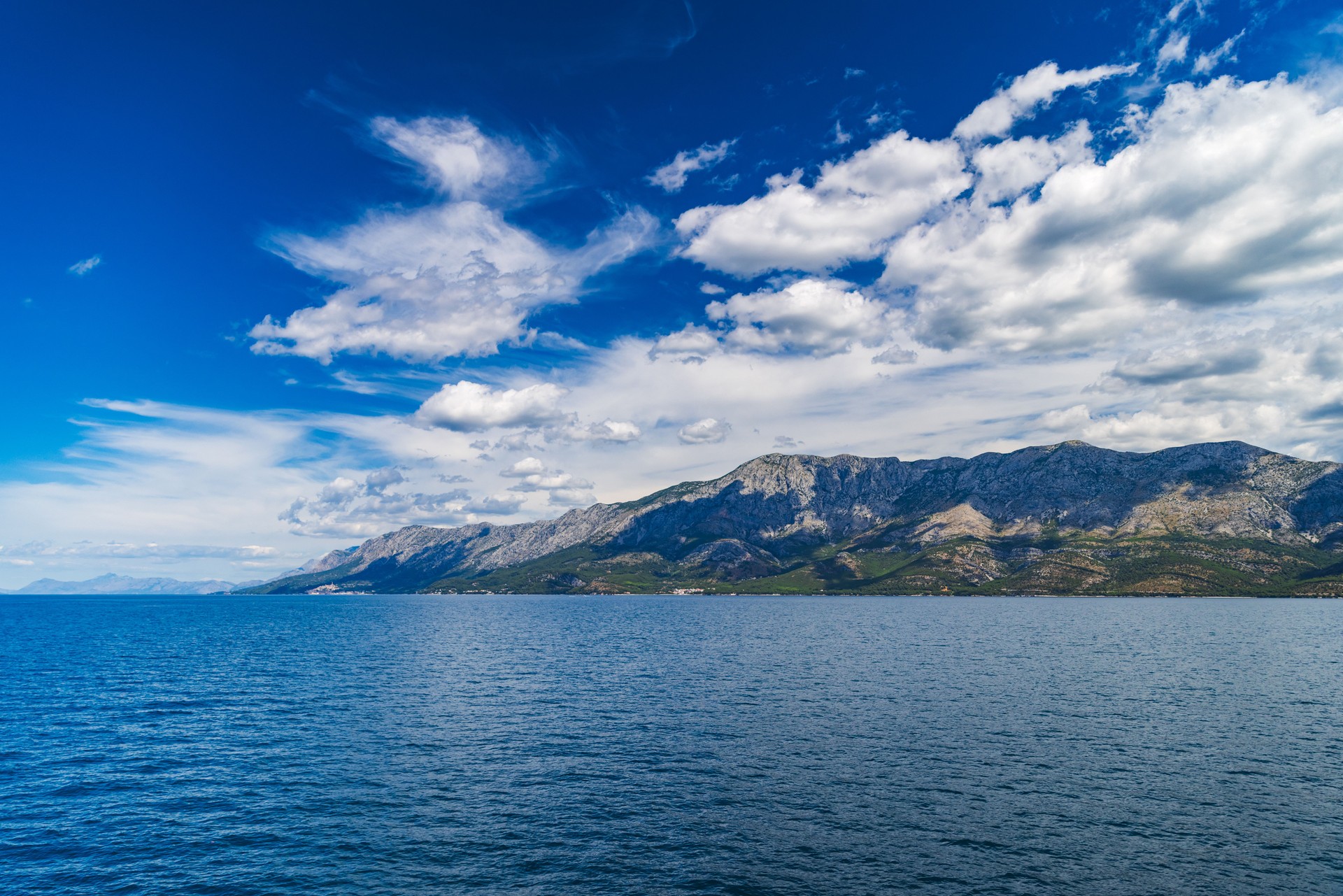 Scenic Adriatic Coastline with Majestic Mountains